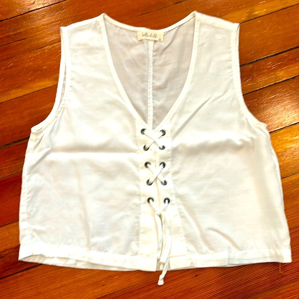 Bella Dahl cropped white lace-up top